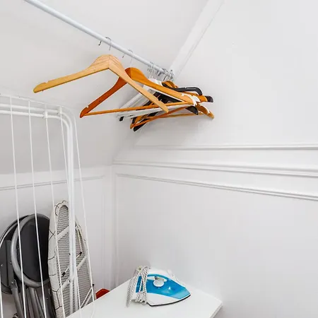Typical Alfama-center Apartment