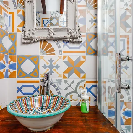 Typical Alfama-center Apartment *