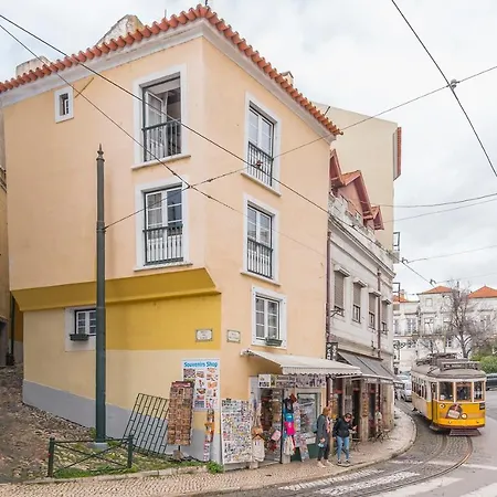 Typical Alfama-center Appartement